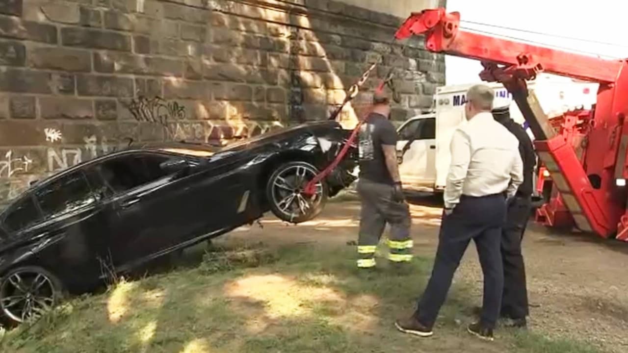 Rescatan un automóvil en el río Schuylkill de Filadelfia: no hay rastro del conductor