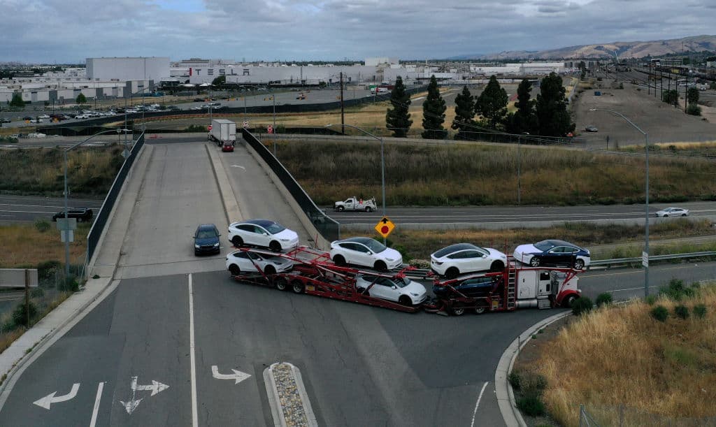 Algunos trabajadores decidieron mudarse al igual que la compañía, movidos por el tema del pago de impuestos, que en Texas es menor a California.