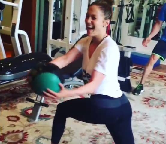 Jenni logra el objetivo, estos ejercicios los disfruta demasiado.