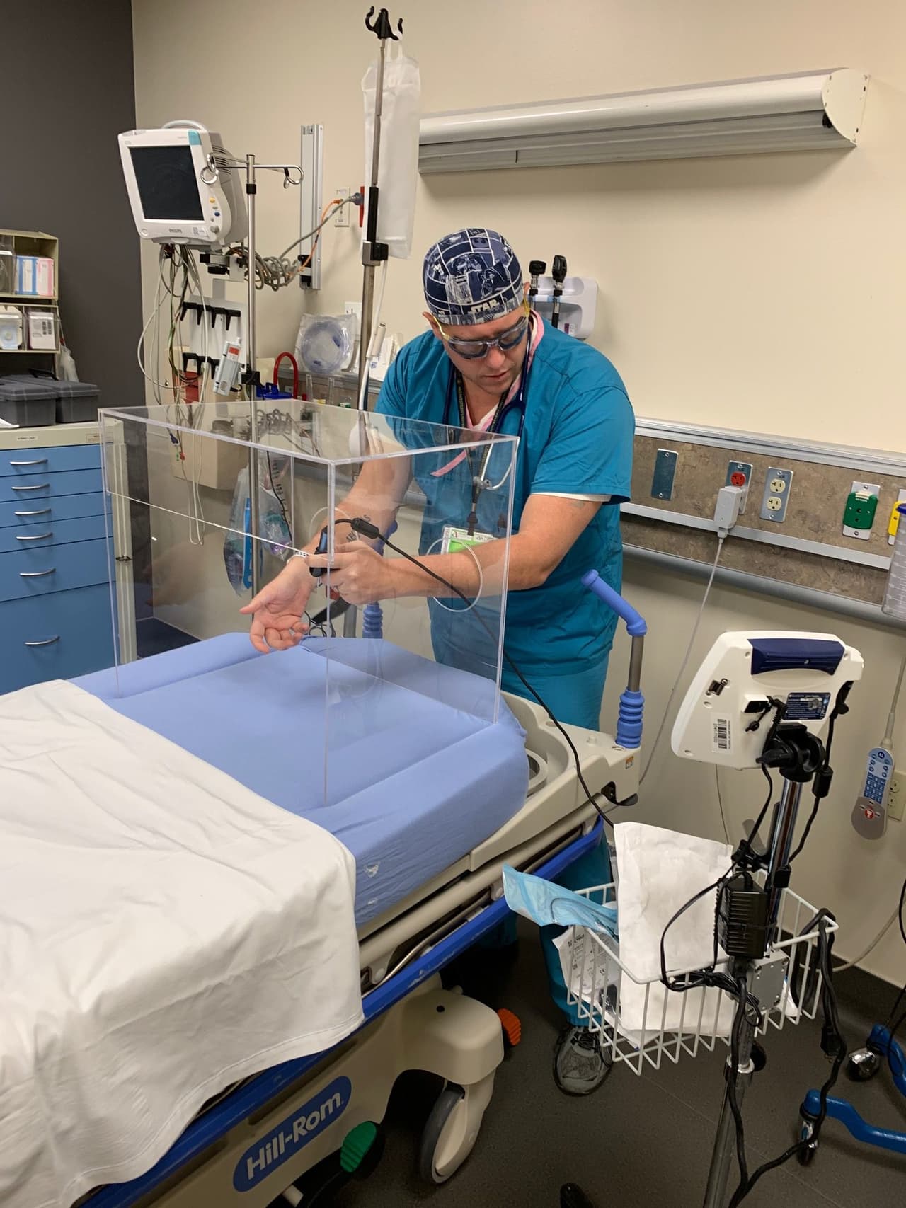 Ejemplo de la caja de intubación.