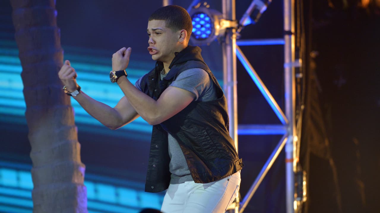 <b>Alec Hernández</b> superó la prueba de rapear frente a Wisin. Este boricua sigue luchando por un lugar en los shows en vivo.
<a href="http:/http://www.univision.com/puerto-rico/wlii/shows/la-banda/alec-hernandez-quiere-que-mario-domm-cambie-su-opinion-sobre-el-video" target="_blank">Así fue su performance.</a>