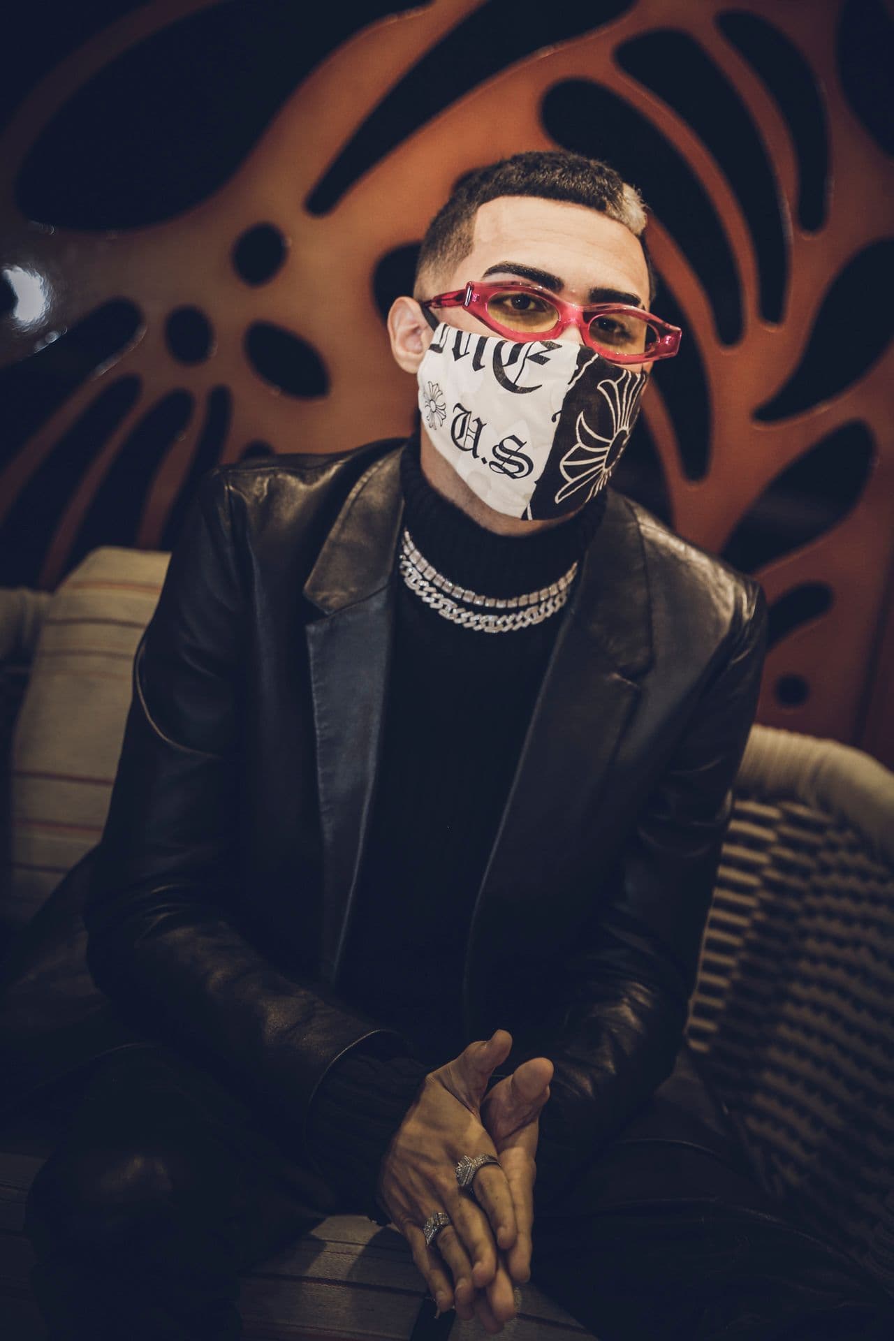 ¿Qué tal el look de 
<b>Jay Wheeler</b> para los ensayos? Los diseños de las mascarillas de los artistas estuvieron a la orden del día.