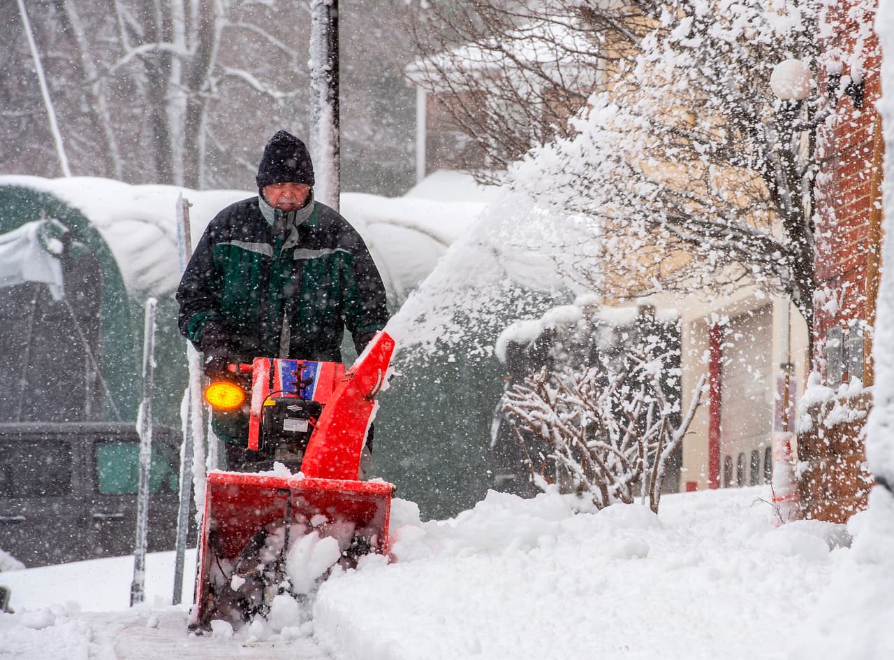 <b>Staten Island:</b>
<br>
<br>Westerleigh: 15 pulgadas