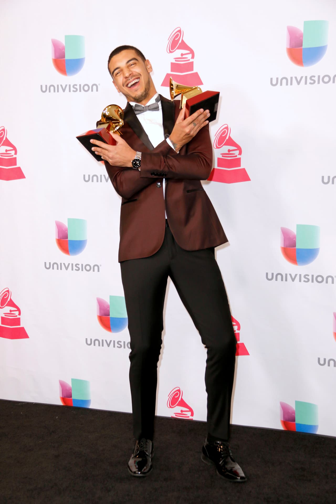 Manuel Medrano se ha dedicado a componer, a colaborar con otros artistas, a ofrecer conciertos y a planear el lanzamiento de su próximo disco con música propia. ¡El ganador del 2016 quiere más!