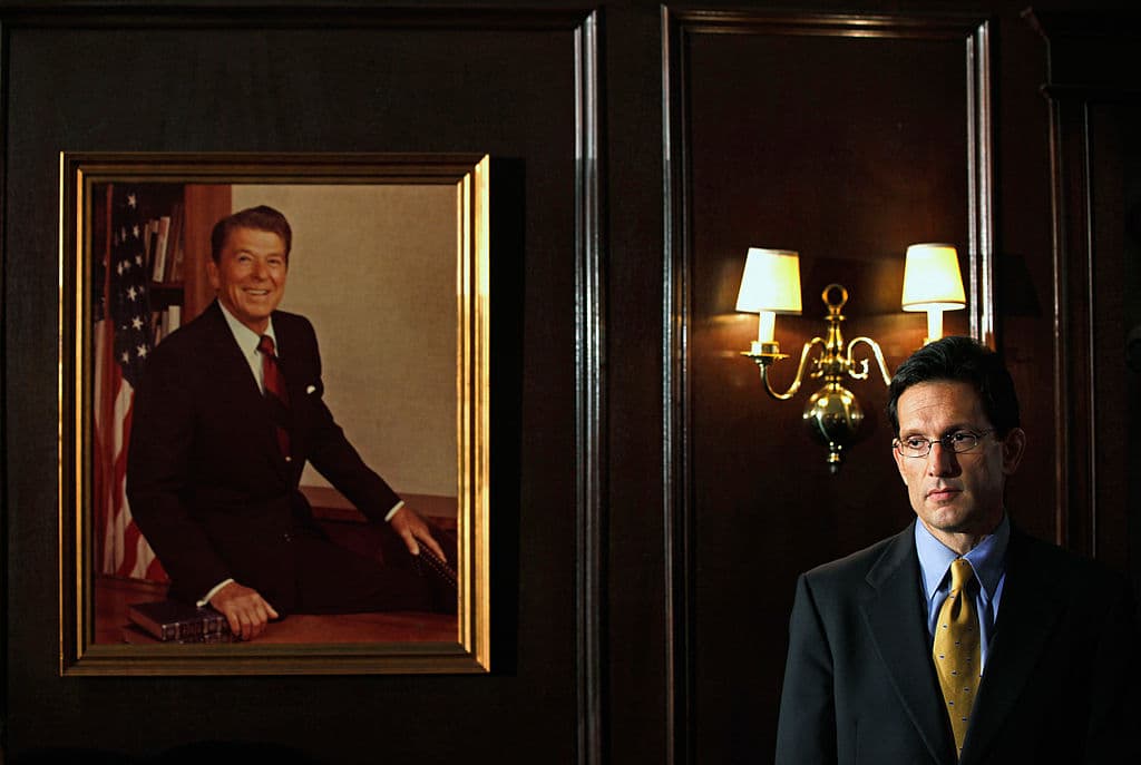 El entonces Líder de la Mayoría de la Cámara Eric Cantor de Virginia en Capitol Hill, Washington, DC, en diciembre 2011.