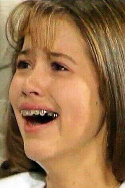 Peniche trabajó muy de cerca con los protagonistas de la telenovela producida por Angelli Nesma. 
<b><a href="https://www.univision.com/famosos/se-casa-la-maldita-lisiada-de-maria-la-del-barrio-yulianna-peniche-le-dio-el-si-a-parejita-lopez-video" target="_blank">Dio vida a Alicia Montalbán, conocida como la 'Maldita lisiada',</a></b> pues así era como le gritaba Soraya Montenegro.