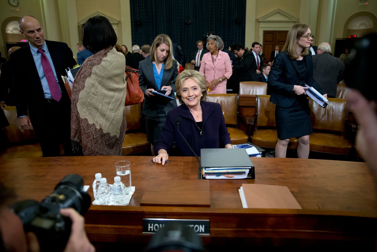 Clinton hizo "lo mejor que pudo" ante Bengasi