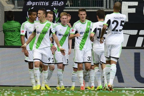 Otro conjunto bávaro interesado en el pasado fue el Wolfsburgo, aunque el conjunto verdiblanco nunca hizo una oferta formal por el mexicano.