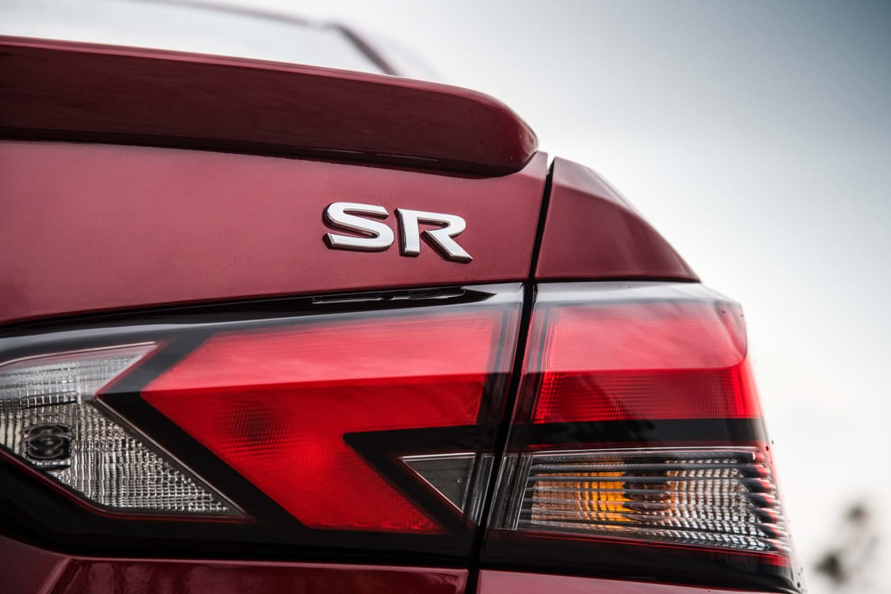 Nissan Versa SR 2020