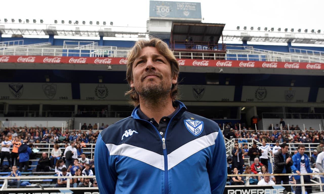 El club anti-obesidad: Vélez multa a quien llegue 100 gramos más gordo