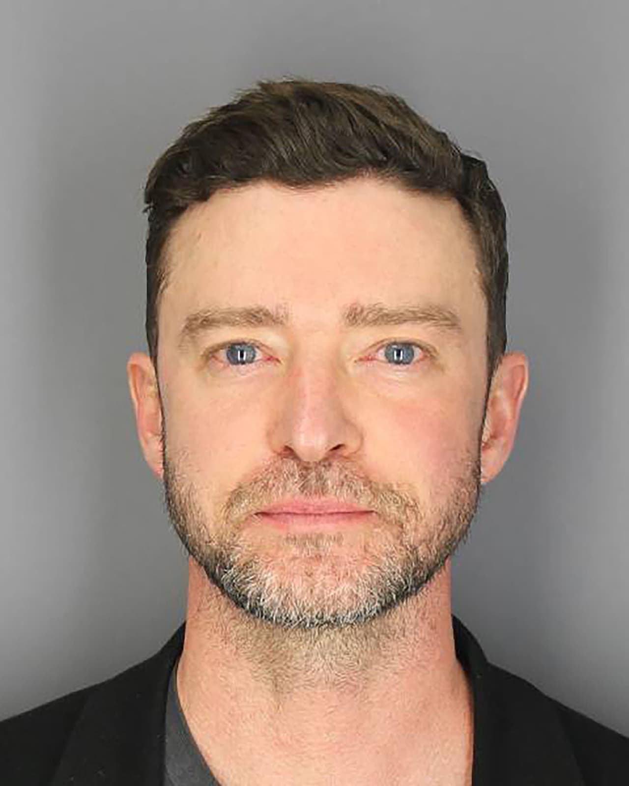 La foto del expediente de arresto de Justin Timberlake.