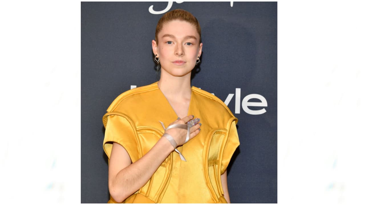 Schafer posee un porte que le da belleza, distinción y a la vez refleja valentía, características primarias en la princesa Zelda.