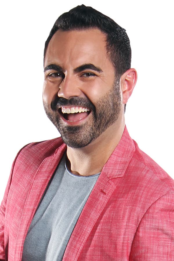 Otras celebridades como el locutor Enrique Santos serán parte de 'We're all Mexicans'.