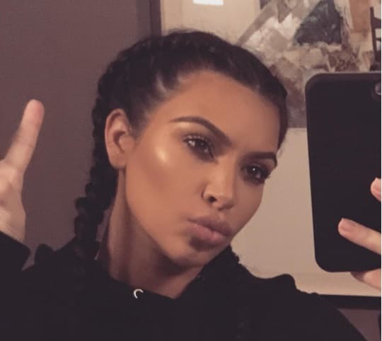 No cebe duda, las sorpresas que nos ha dado Kim son constantes, pero ni aún así se salvó de los paparazzi hace unos días.