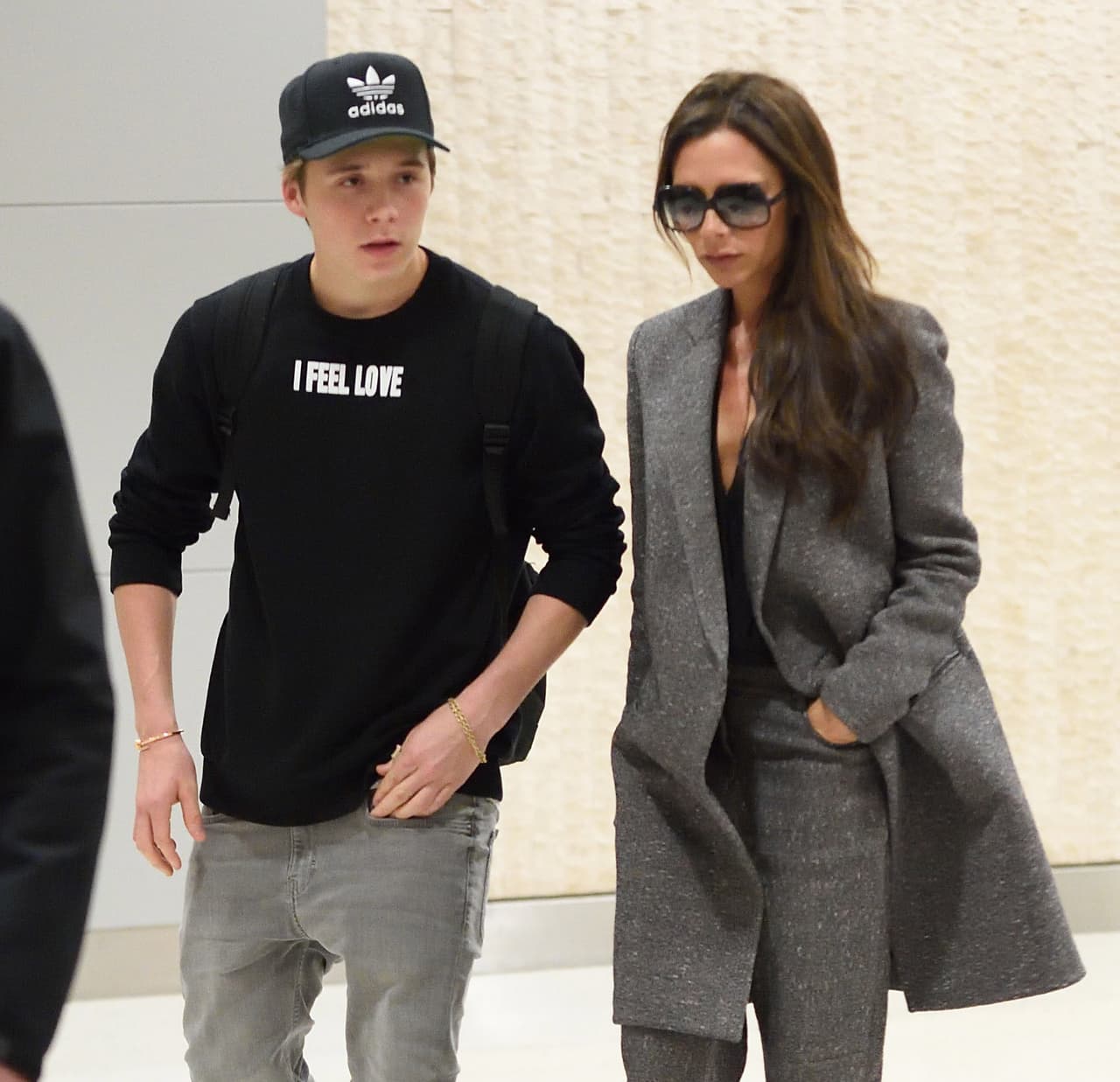 Con razón ella es considerada "Woman of the Year", no hay nada que ella no pueda hacer.