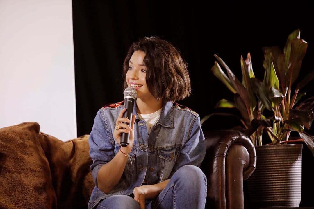 La hija de Pepe Aguilar formó parte de un panel educativo organizado por la Fundación Cultural Latin GRAMMY, en el marco del Programa Latin GRAMMY en las Escuelas.