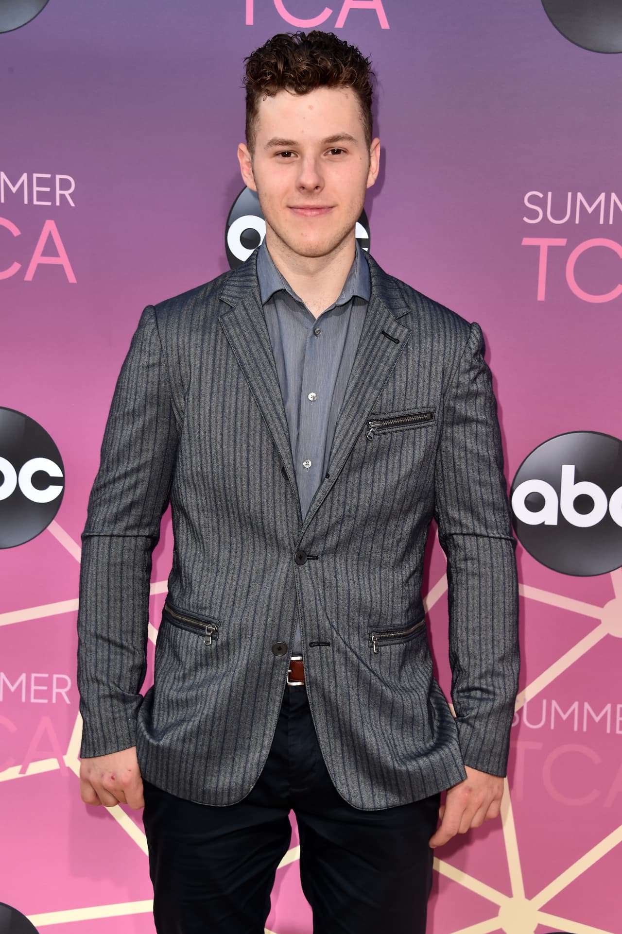 "Es un ciclo interminable que continúa amplificando el problema. El problema era que me faltaba una forma saludable de expresarme", dijo el actor a través del texto que acompañó la imagen.