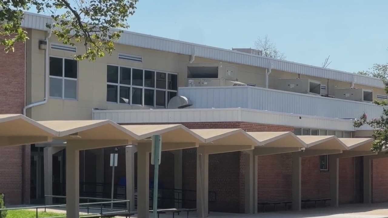El inicio escolar en Montgomery presenta serios desafíos en el sistema público