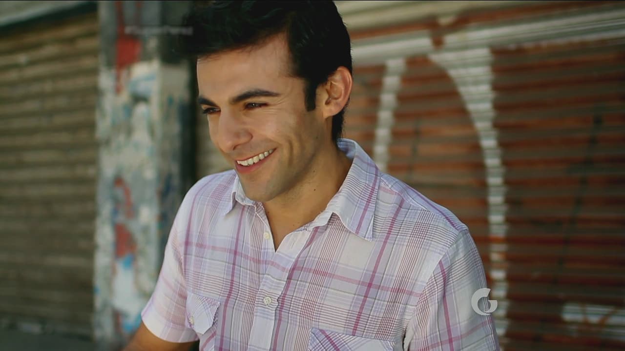 Y vaya que el chico parece asombrado con la belleza de Natalia.