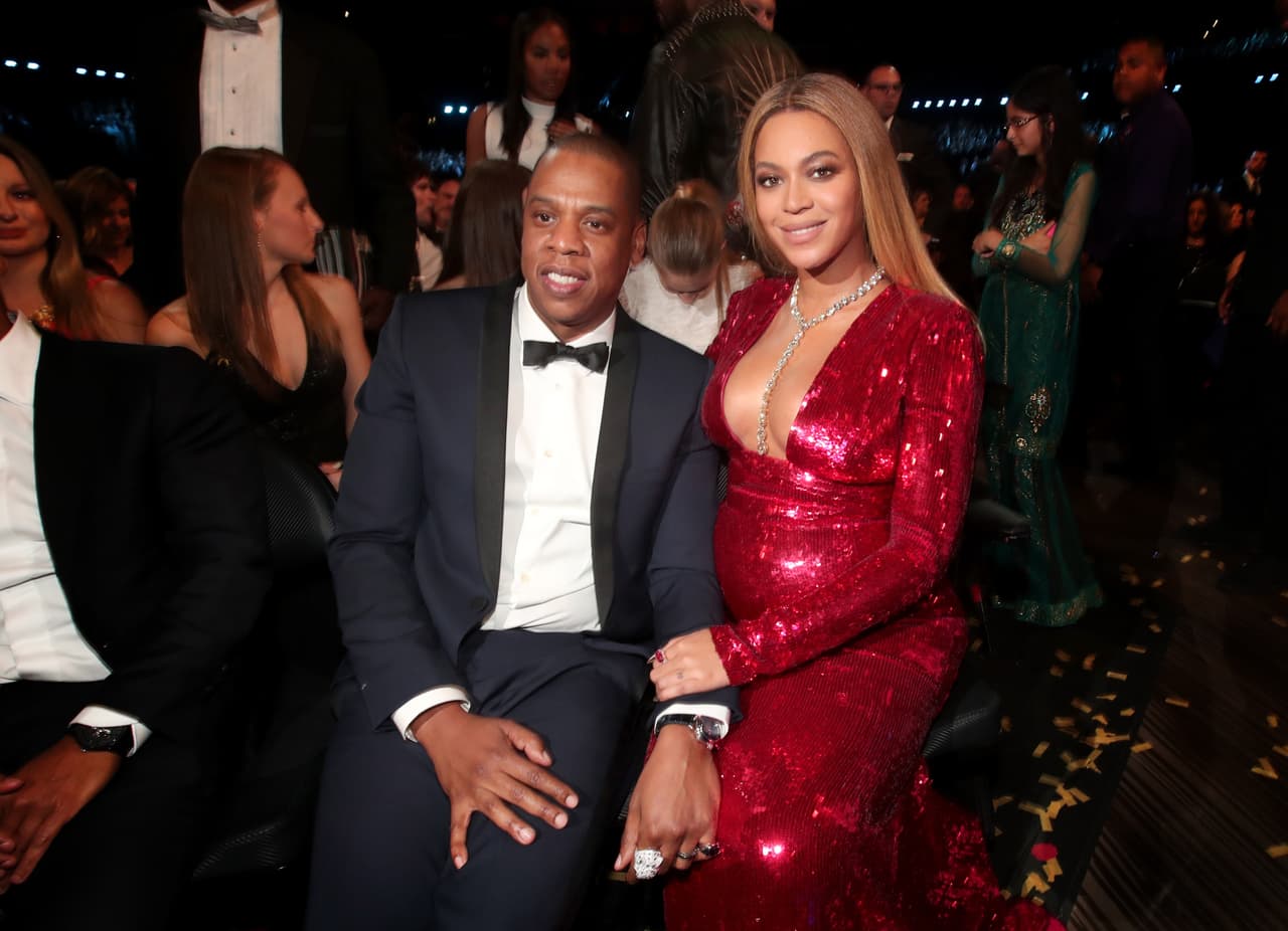 En 2005, los rumores de un matrimonio secreto rodeo a la pareja. Sin embargo, Beyoncé afirmó que todavía no se casaría con Jay-Z. Fue hasta abril de 2008 cuando los cantantes se dieron el "sí quiero" en París.