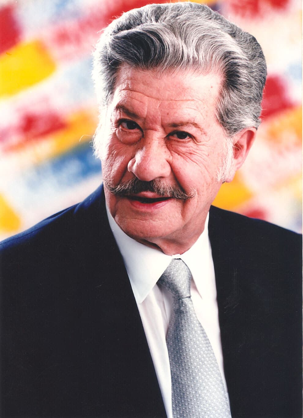 Una de sus cintas más galardonadas, 'Rosa Blanca', que critica a las empresas petroleras, fue censurada durante el gobierno de Adolfo López Mateos. Se pudo estrenar una década después de haber sido filmada.