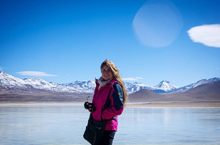 <b>"No me he hecho cirugía"</b>, aclaró, "ni me atropelló un tren". 
<br>