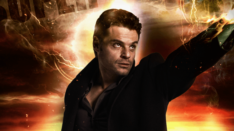 Rafael Origel es ‘El Señor del Cristal Oscuro’ | Los Súper Pérez