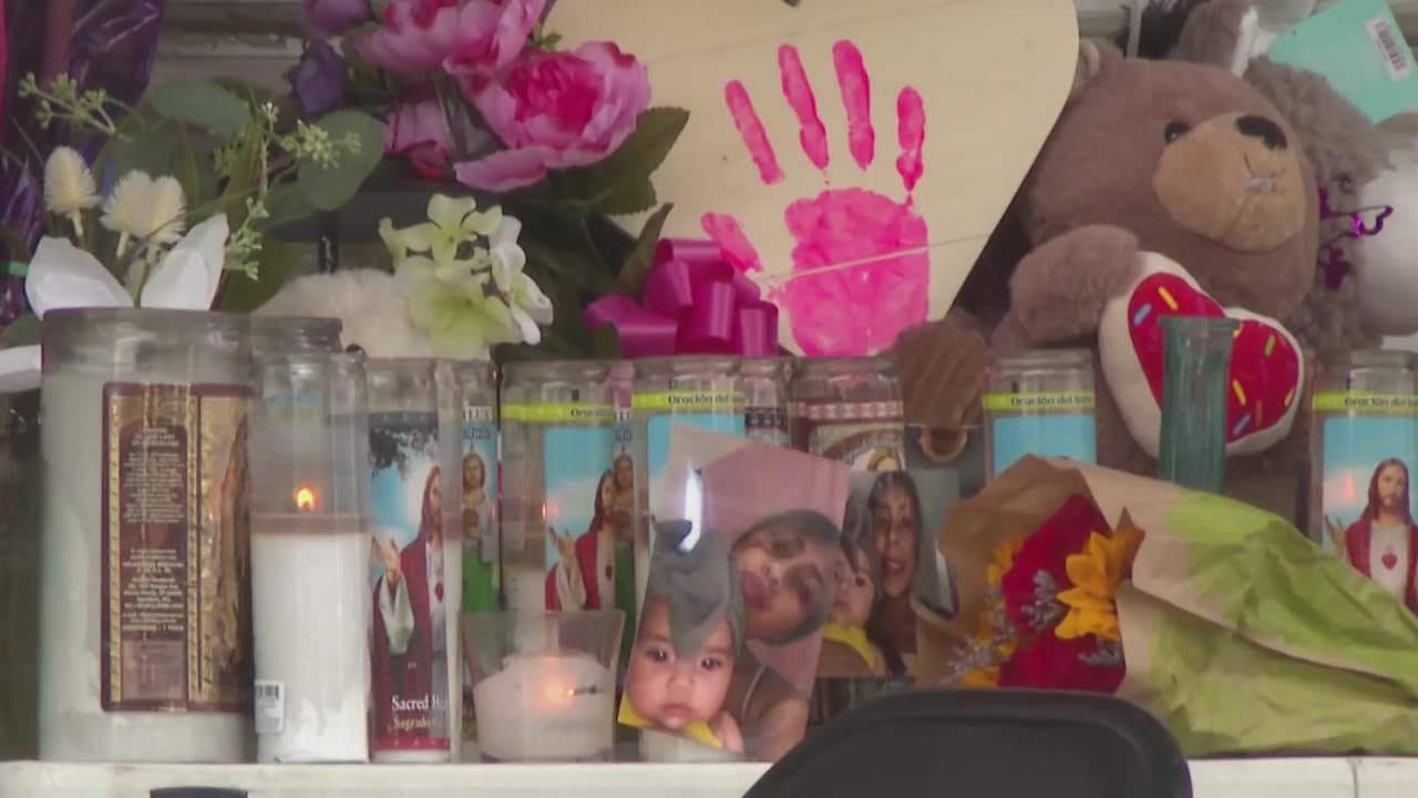 <b>La madre de Sayuri y Melany habló con Univision 45</b> e identificó a su pareja sentimental como Humberto Valdez Saldaña, el sospechoso de matar a dos de sus cuatro hijos.
<br>