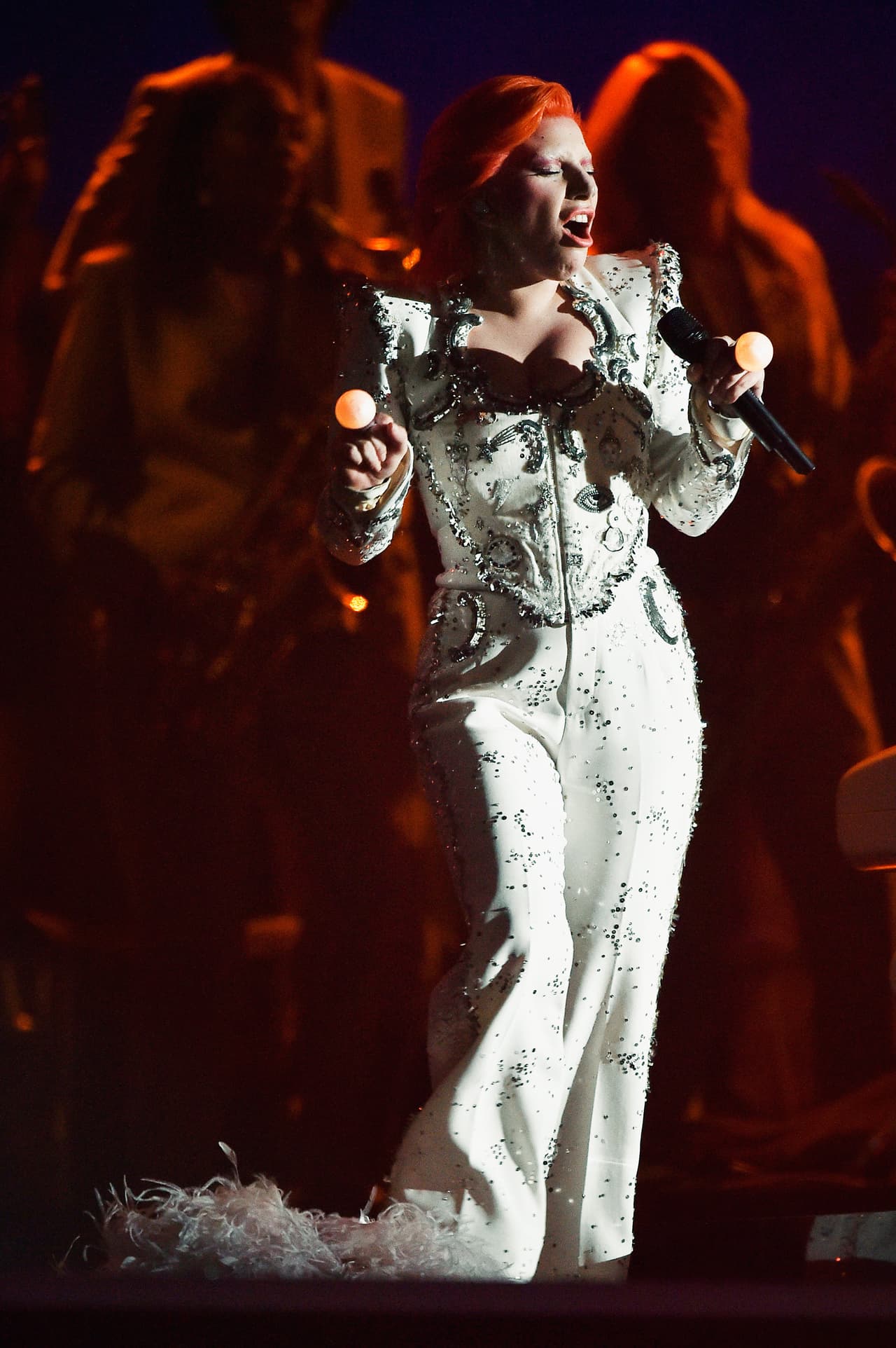 Lady Gaga tuvo la gran oportunidad de rendirle tributo a uno de sus grandes ídolos, David Bowie.