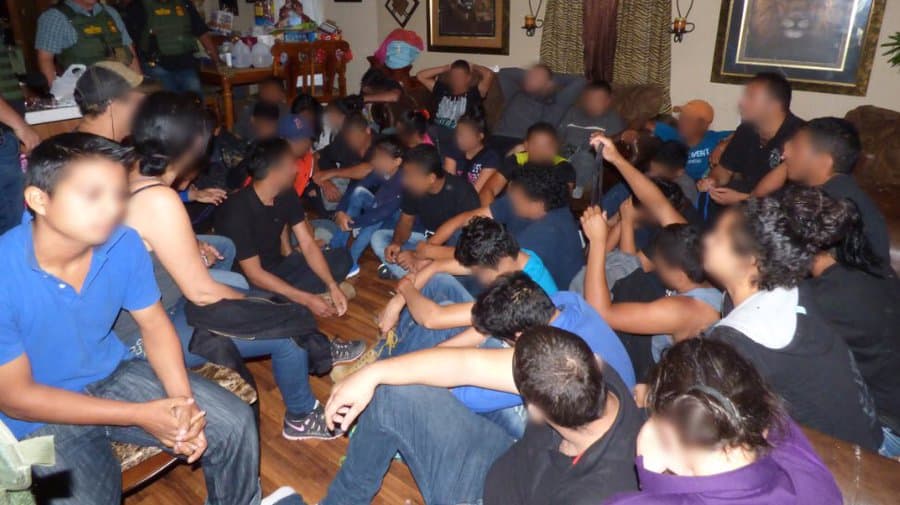 Estos 37 indocumentados estaban en una vivienda secreta detectada en el sur de Texas en mayo de 2016. La mayoría de ellos eran hombres jóvenes.