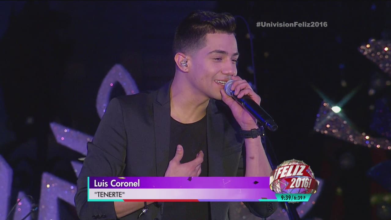 El cantante nos acompañó sobre el escenario para dar la bienvenida al 2016.