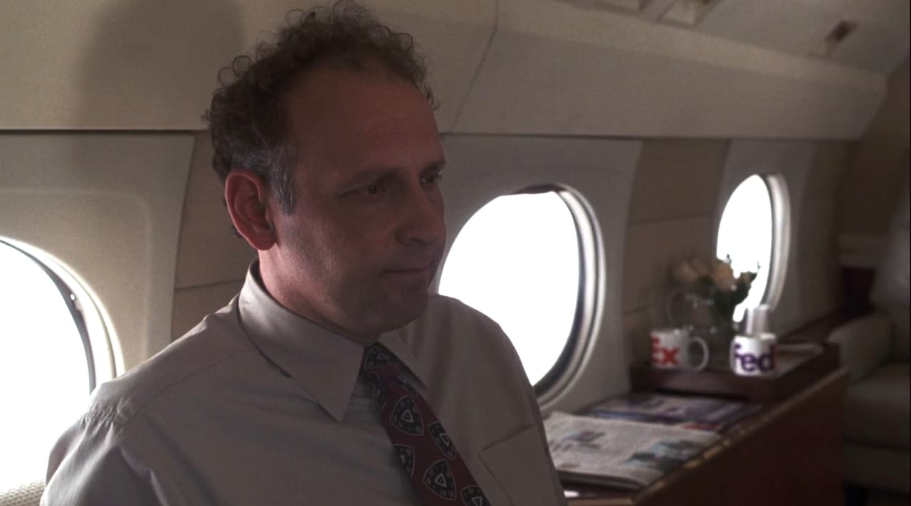 <b>Nick Searcy </b>
<br>Es un veterano actor de televisión que tiene un papel breve, si bien fue memorable como un amigo de Chuck llamado Stan.