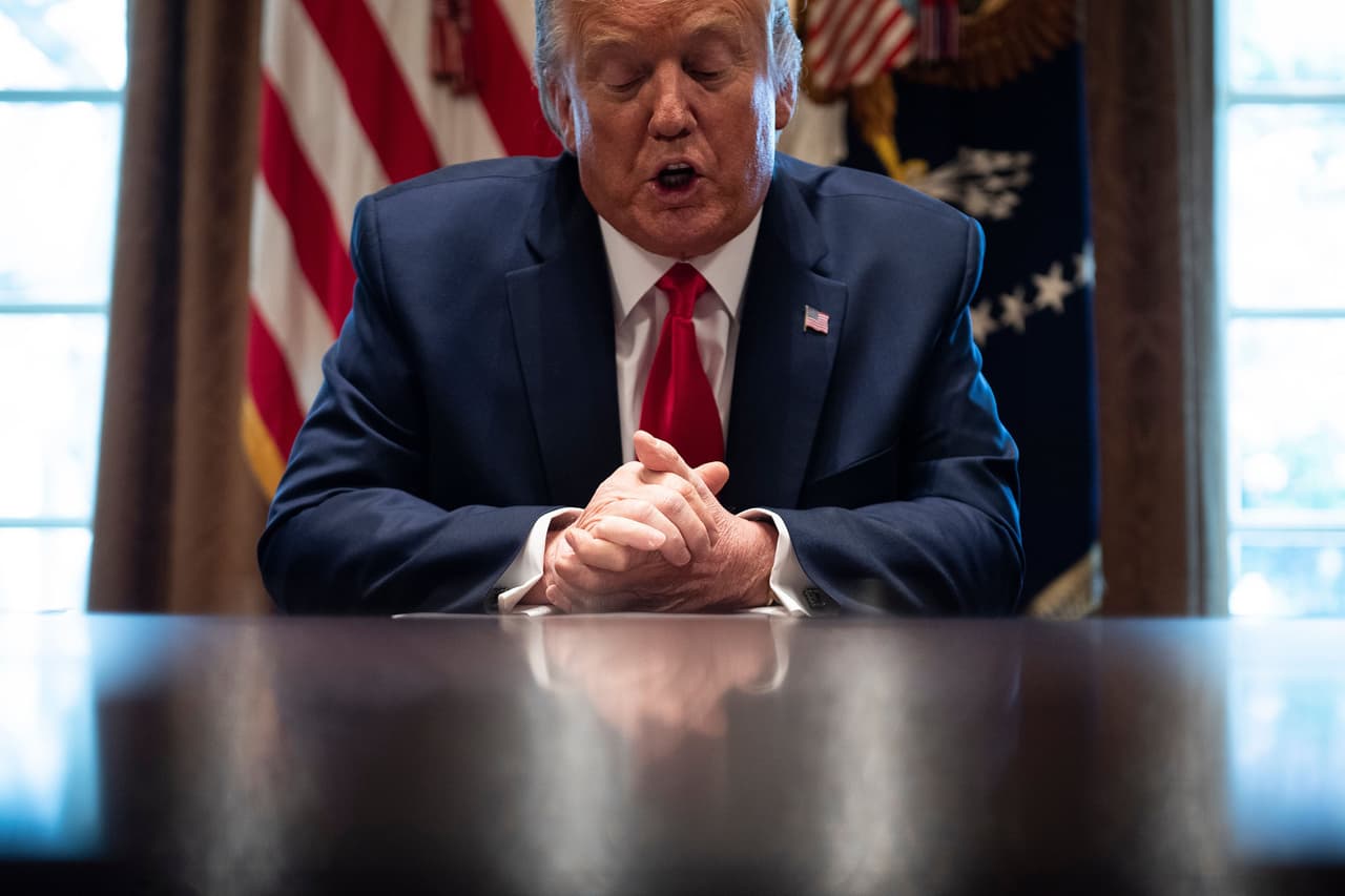 Trump se desdice en la crisis del coronavirus: va de "está controlado" a "sabía que sería una pandemia"