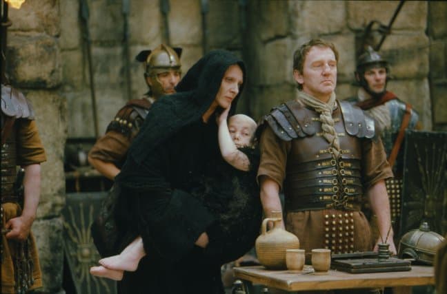 La película fue un éxito en pre-venta de boletos. Tanto así que su récord no fue roto sino hasta 'Avengers: Age of Ultron' y 'Star Wars: The Force Awakens'.