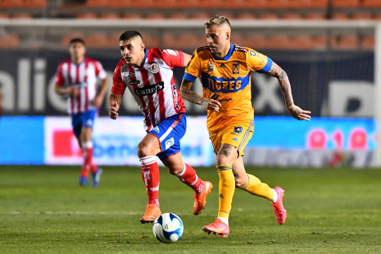 Atlético San Luis y Tigres nos regalan un empate lleno de emociones con un marcador de 2-2. Los potosinos quedan en séptimo lugar y los felinos en el octavo.