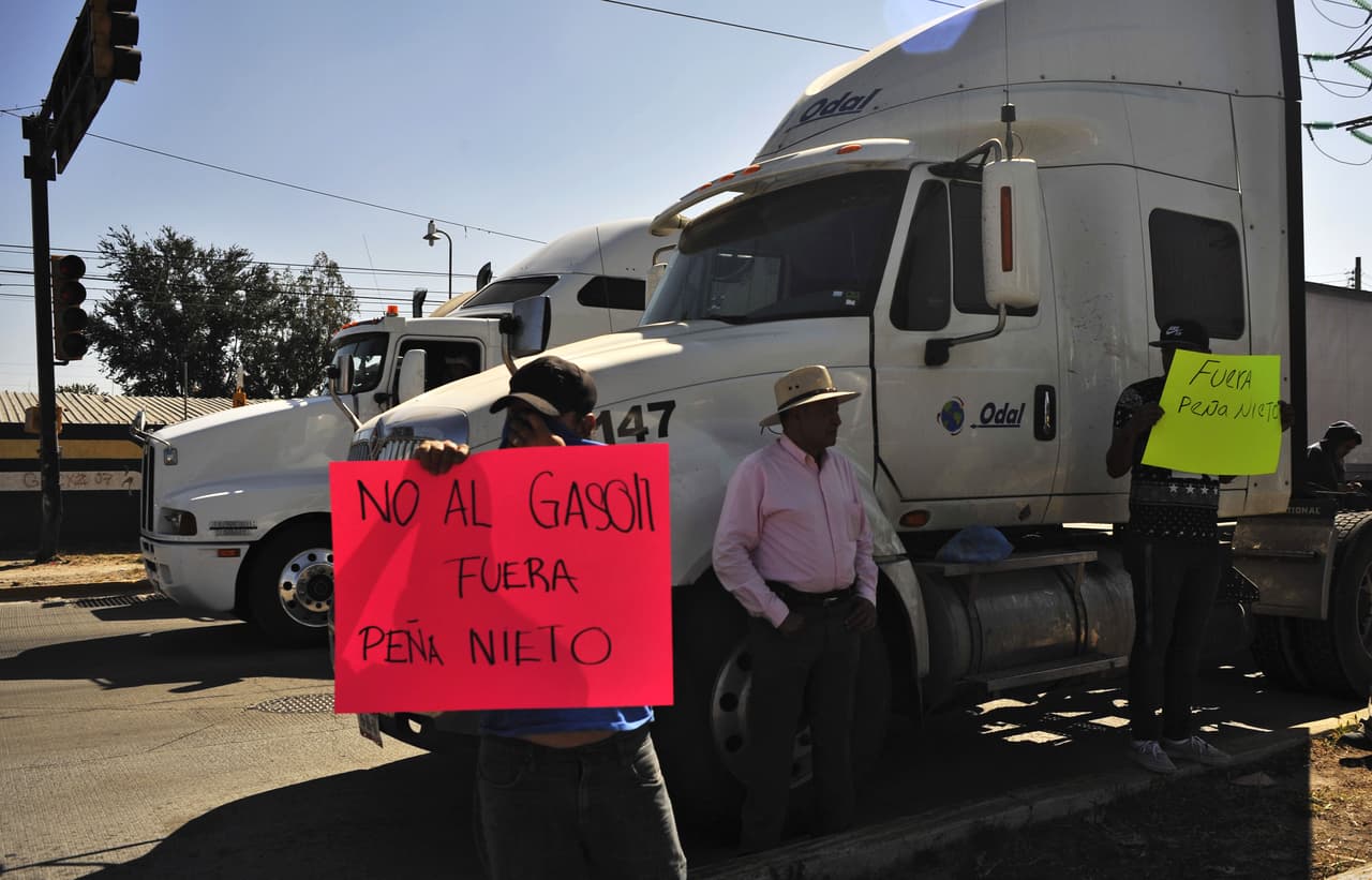 En algunas protestas se exigió la renuncia del presidente Peña Nieto.