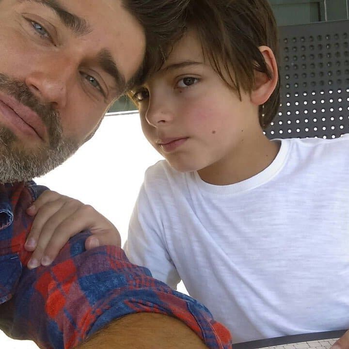 <b><a href="https://www.univision.com/entretenimiento/celebridades/despues-del-escandalo-grettell-valdez-llego-al-altar-fotos" target="_blank">Ellos se casaron </a></b>el 8 de diciembre de 2018 en Acapulco, México: "Hoy por hoy creo que 
<b>nadie en la vida me ha amado</b> como Leo. Nadie me ha hecho tan feliz y ha dado tanto por mí, pero sobre todo por mi hijo", le dijo Grettell Valdez a Yordi Rosado en marzo pasado. 
<br>