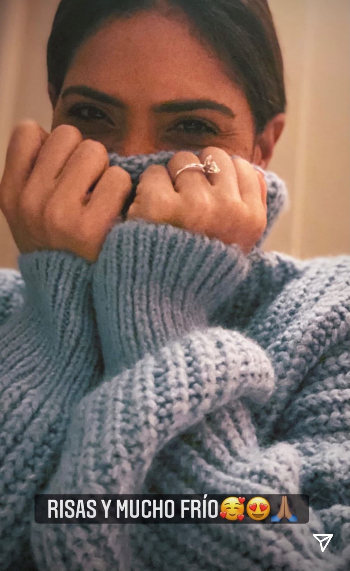 La pareja combatió el frío de diciembre con risas y mucho amor. Francisca regresó con el corazón lleno después de una aventura inolvidable.