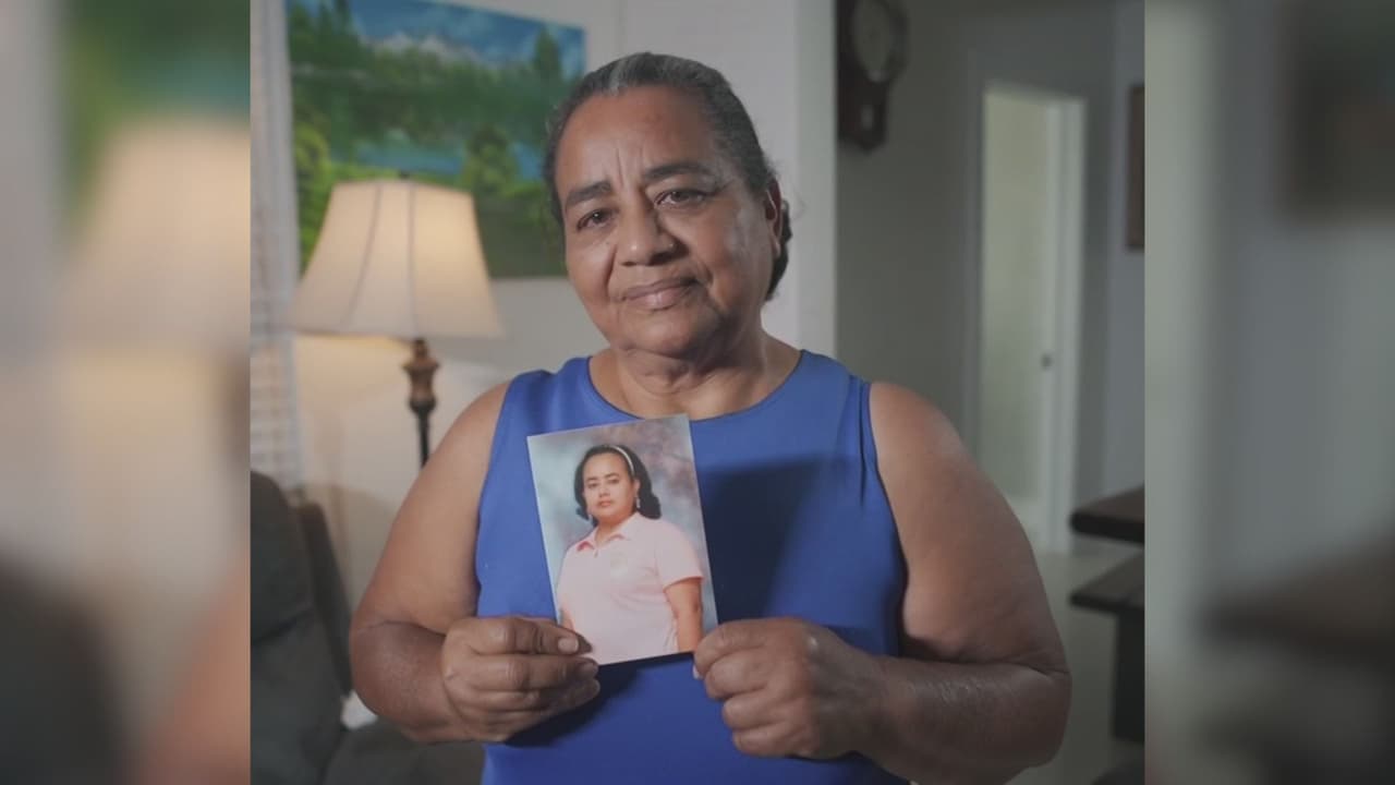 Madre hondureña no pierde las esperanzas de encontrar a su hija que desapareció en la frontera hace más de una década