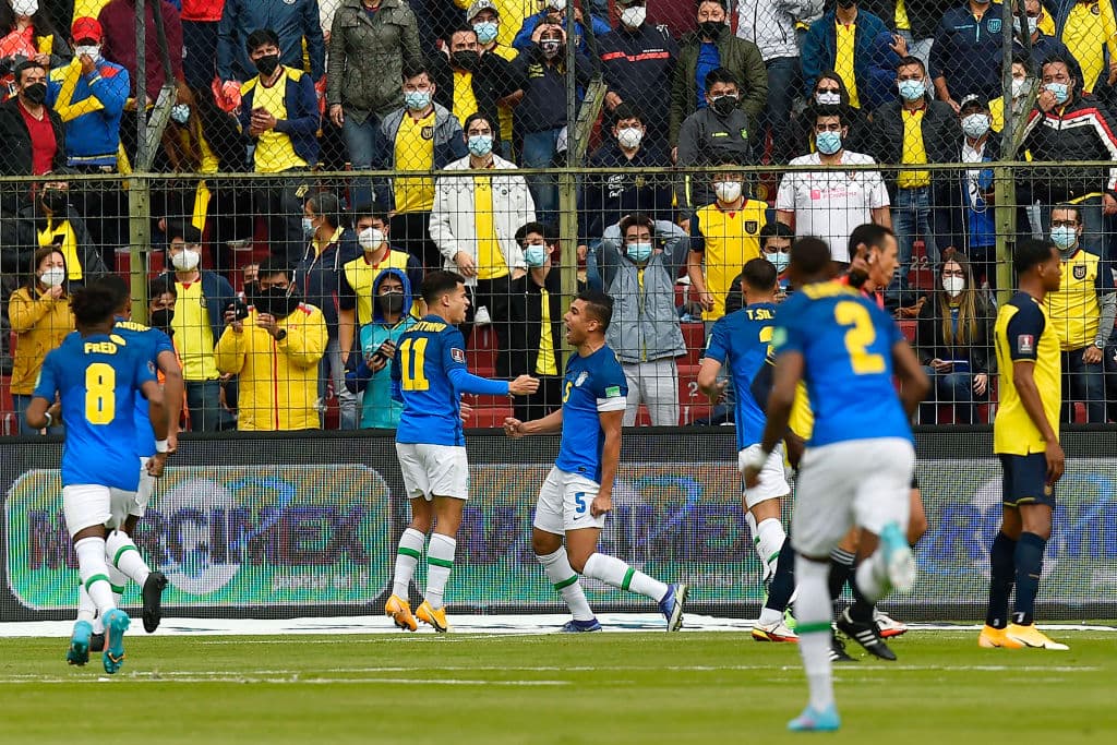 Con gol de Félix Torres al minuto 75, Ecuador evita la derrota y fuerza el tercer empate de lis líderes Brasileños tras cerrar el encuentro igualados 1-1.
