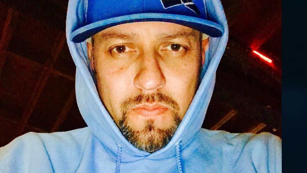 Esteban Loaiza es conocido por su carrera deportiva y por su matrimonio con la difunta Jenni Rivera. Hasta ahora había tenido problemas menores con la ley por combinar alcohol y coches, pero su último arresto abre muchos interrogantes sobre sus actividades.