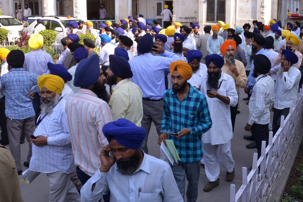 Muchos salieron a las calles al sentir los temblores