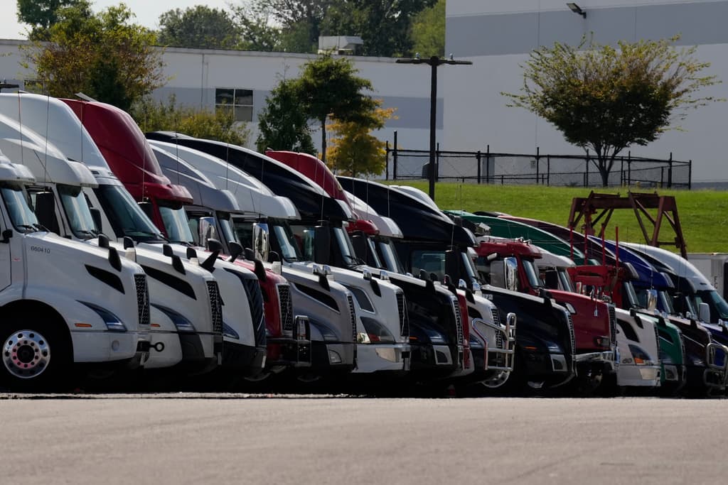 Gobierno endurece normas para licencias de conductores de camiones extranjeros tras accidente mortal en Florida