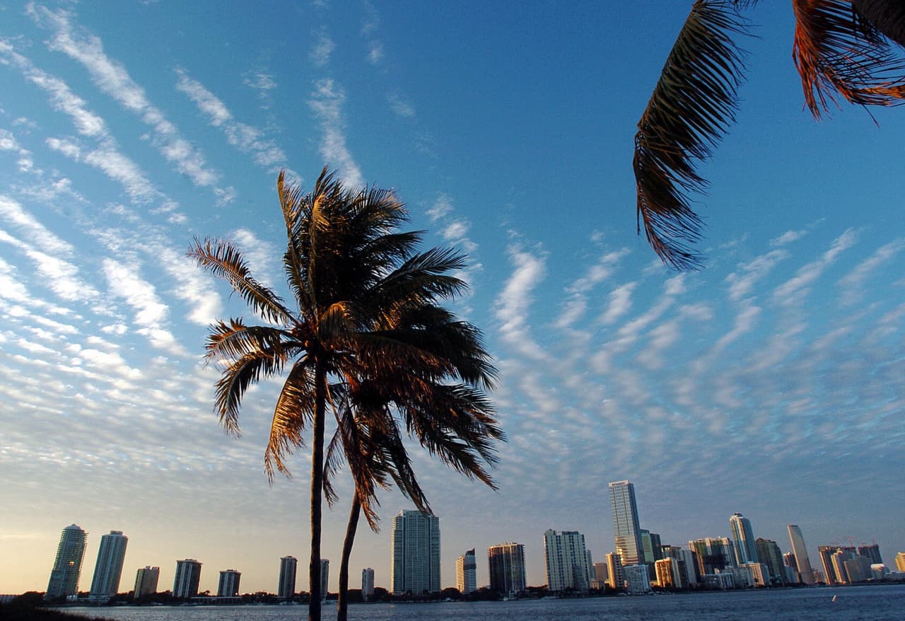 La región de Miami-Fort Lauderdale-Pompano Beach, en Florida, tiene el lugar 15 en las zonas más caras para vivir. Esta zona es un 10% más cara que en otras partes de Estados Unidos.