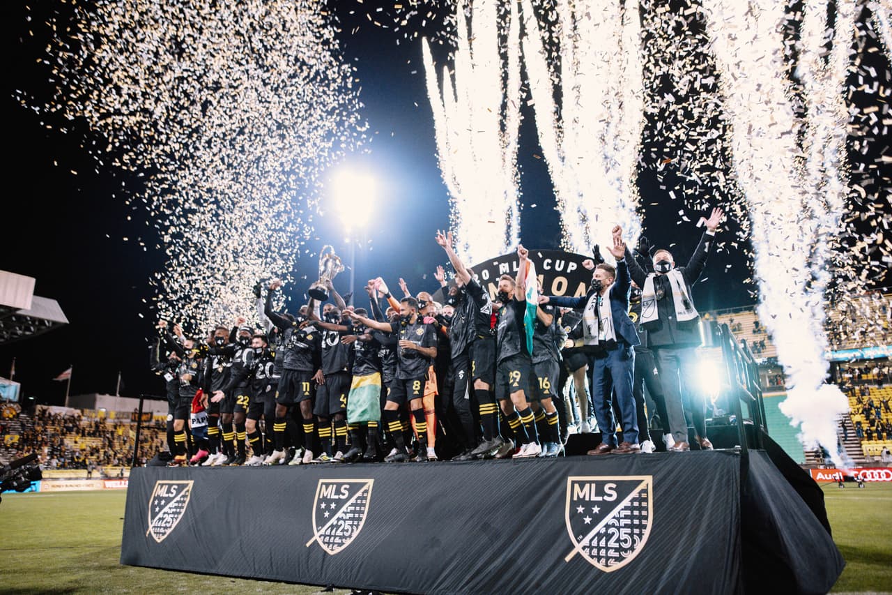 Así festejó Columbus Crew su nuevo título de la MLS Cup | Estas son las espectaculares postales de la celebración del segundo título en su historia.