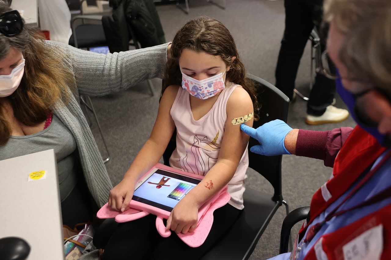 <b>Miércoles, 1 de diciembre </b>
<br>de 4 a 8 p.m.
<br>Preparatoria Crockett Early College
<br>5601 Menchaca Rd. Austin, TX 78745