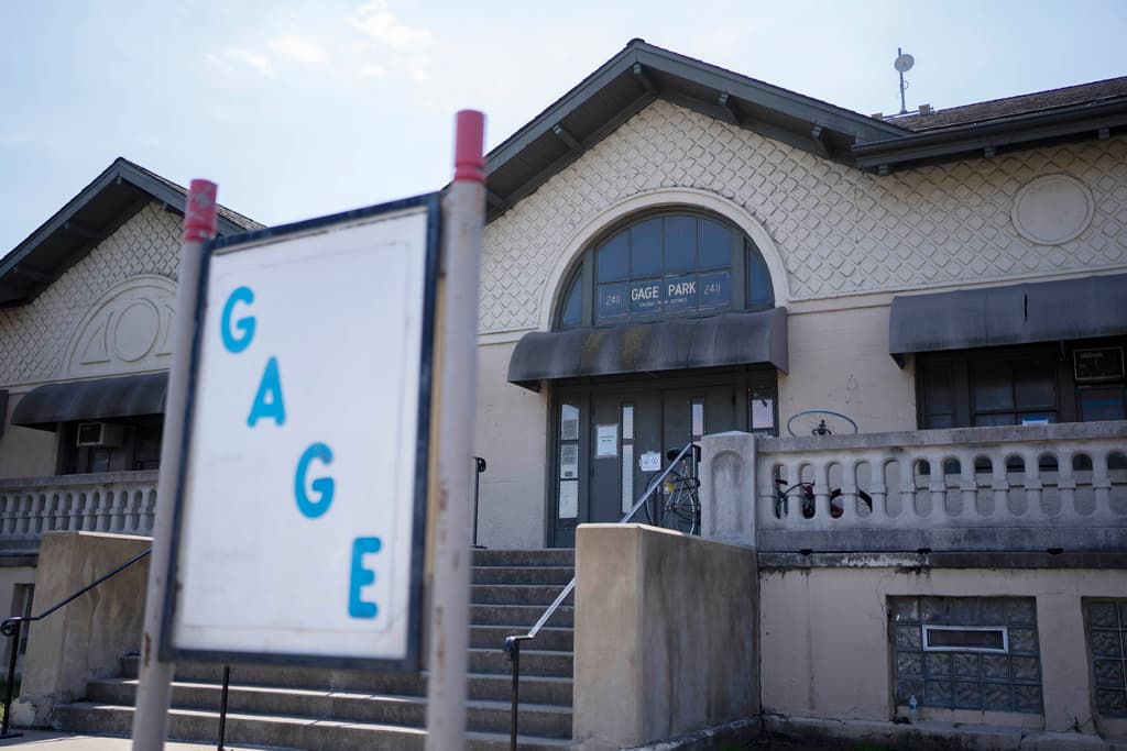 Chicago planea trasladar a migrantes y reabrir los edificios públicos donde se alojaban: ¿qué pasará con los refugiados?