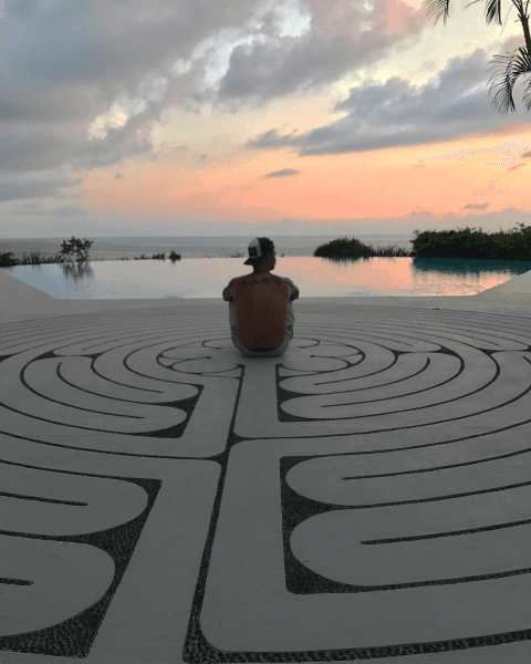 J Balvin disfrutó mucho del Pacífico mexicano durante su estancia en Careyes.