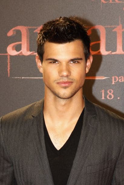 9. TAYLOR LAUTNER- Con 20 años de edad, este actor fue uno de los mejor pagados de mayo de 2011 a mayo de 2012, al haber recibido $26.5 millones en su cuenta.