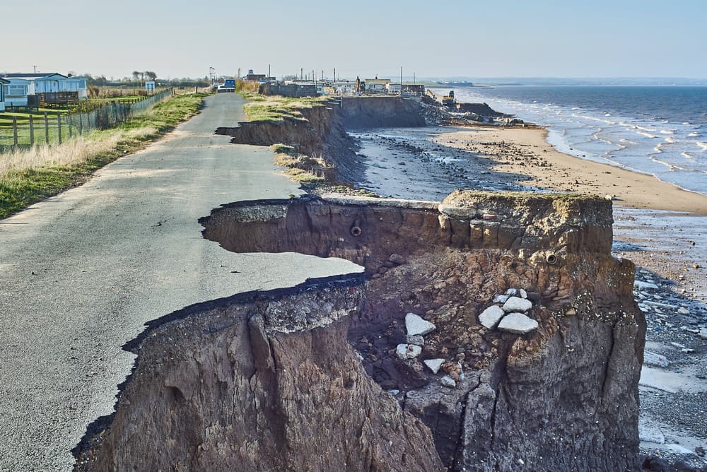 Por esto, podría ser que varias localidades junto al mar se vean inundadas o tengan problemas de erosión en sus caminos y carreteras.